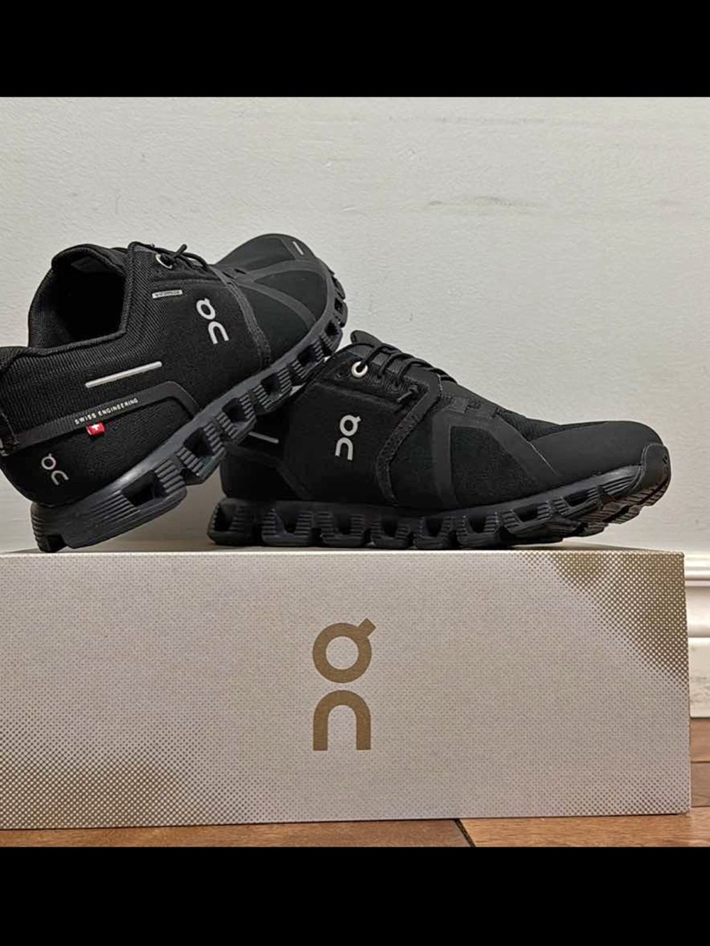 **Waterproof**On Running Cloud Men's Running Shoes - Black